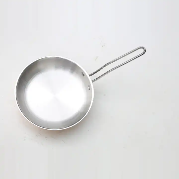Chefle Triply Frying Pan interior view